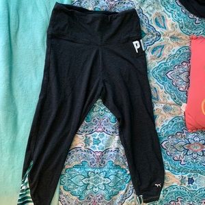 PINK cropped leggings